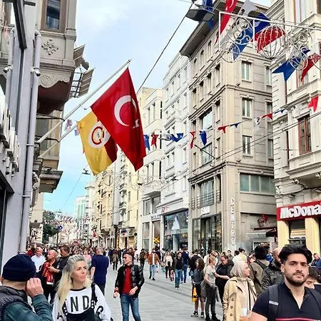 Apartment Superior In Taksim With A/c Istanbul
