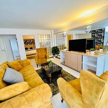 Daire Superior In Taksim With A/c